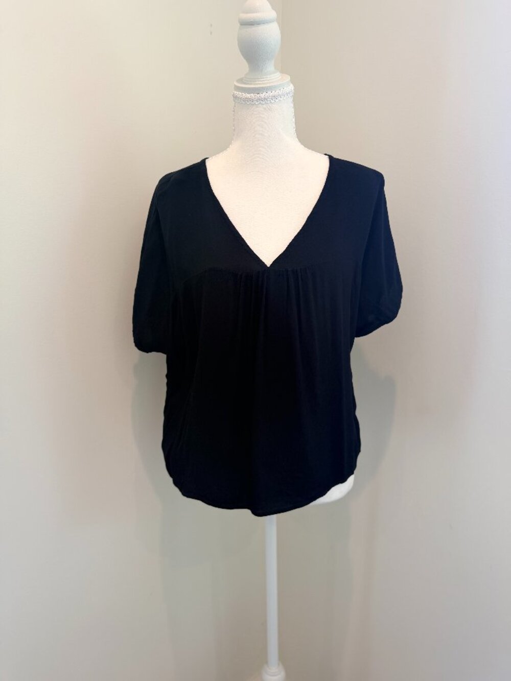 Madewell Rhyme V-Neck Short Sleeve Top Blouse - Black - Size XS